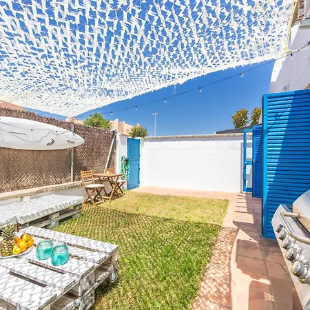 2nd Line Beach, Garden, Office & Wifi Apartment Tarifa